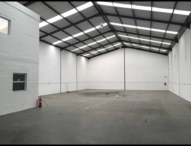 455M² FACTORY TO LET IN BEACONVALE